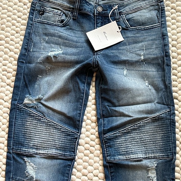 KanCan Women's Distressed Gray Jeans - Picture 7 of 7